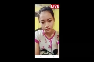 Live Show CantiQ Cewek Cantik Montok Colmek Memek Basah Sampe Squirt Kenceng